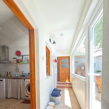 RJ360 Construção e Recuperação LDA - Castelo Branco - Bettrahmen montieren