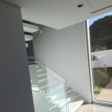 LuxProPaint - Olhão - Crib Assembly