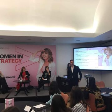 Palco Singular Audiovisuais - Odivelas - Producción de vídeos musicales