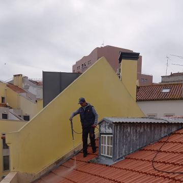 IURII - Torres Vedras - Construção de Parede Interior