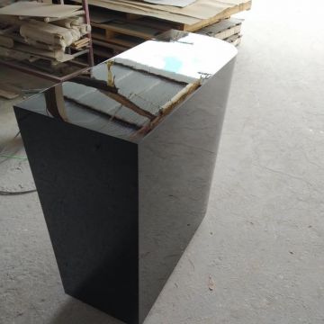 LuxProPaint - Olhão - Suspensão de Quadros e Instalação de Arte
