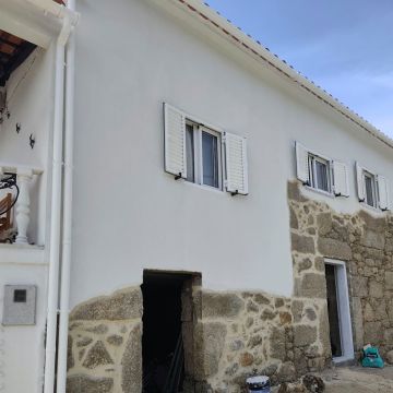 RJ360 Construção e Recuperação LDA - Castelo Branco - Wände verkleiden, reparieren oder entfernen