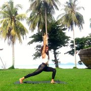 Yoga com a cris - Lisboa - Instrutores de Meditação