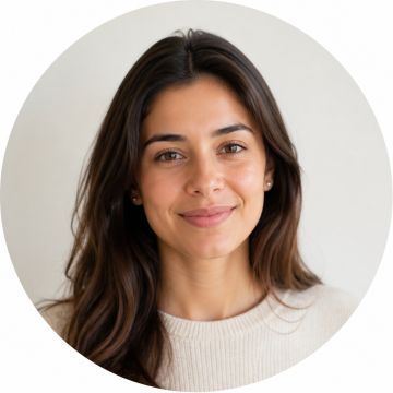 Babysitter com experiência e paixão pela infância 🌈 - Matosinhos - Babysitter