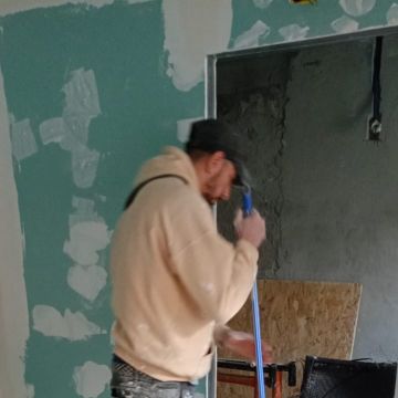 Amine work - Odivelas - Retoque de Pavimento em Madeira