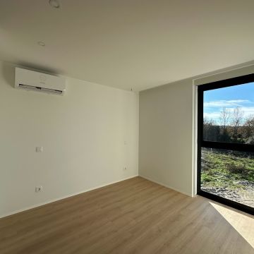 Indigo - Matosinhos - Construção de Parede Interior