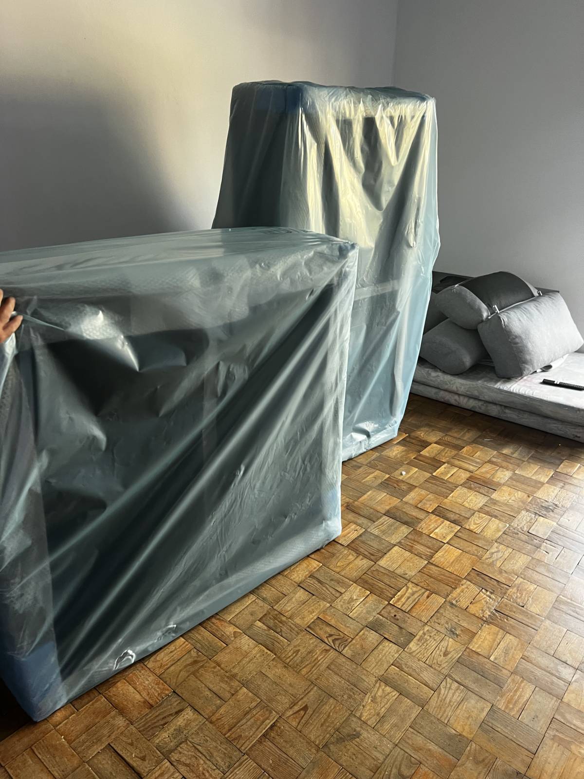 ESPECIALISTA: Manutenção e remodelação de casas; Construção de Estruturas interiores e exteriores, Aplicação de Piso Flutuante, Pintura, Limpeza Geral - Porto - Nettoyage en profondeur