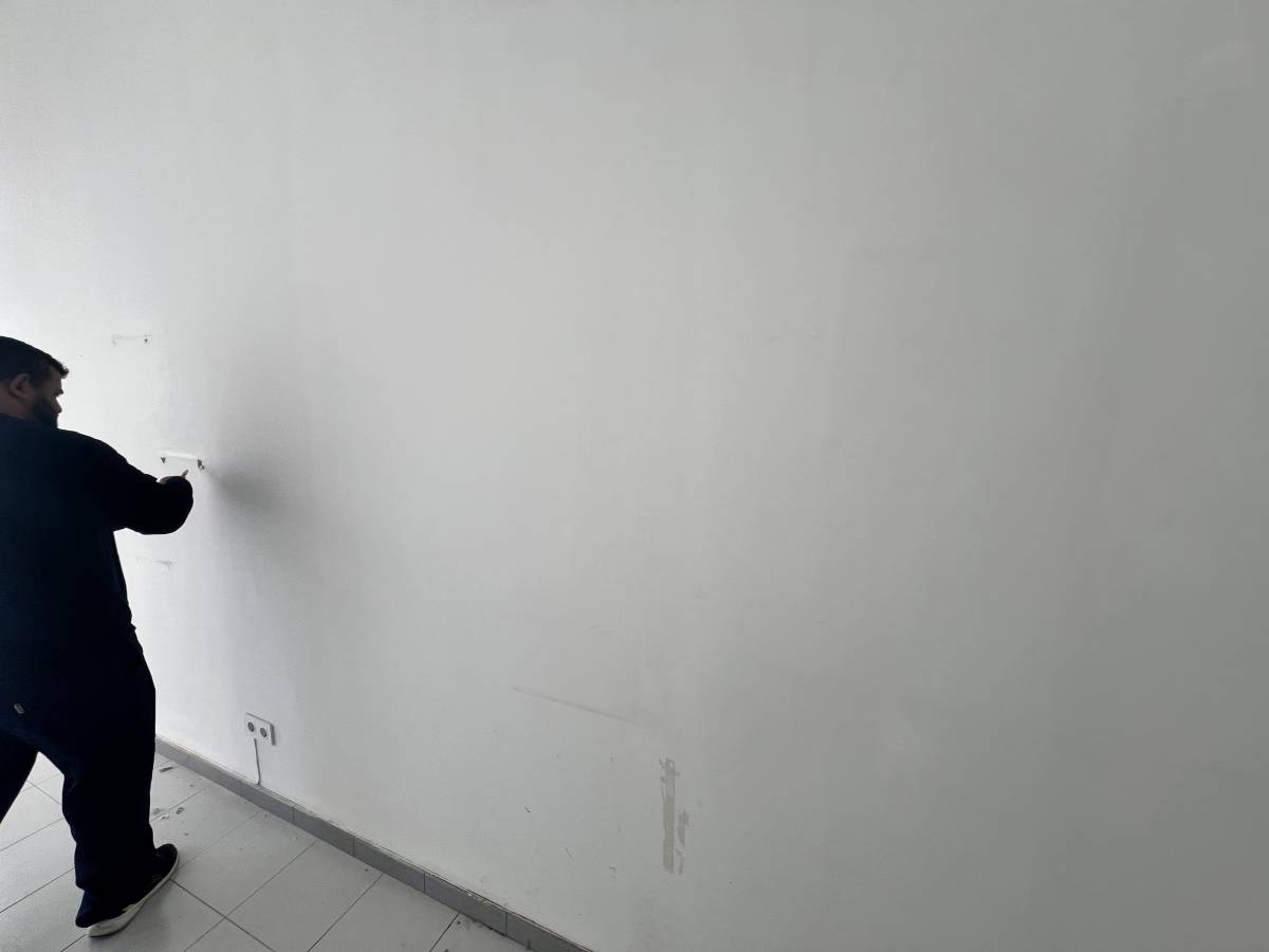 ESPECIALISTA: Manutenção e remodelação de casas; Construção de Estruturas interiores e exteriores, Aplicação de Piso Flutuante, Pintura, Limpeza Geral - Porto - Wärmedämmung / Isolierung