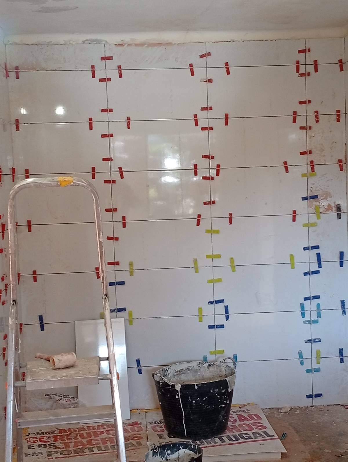Mota - Oliveira de Azeméis - Adición de pared interior