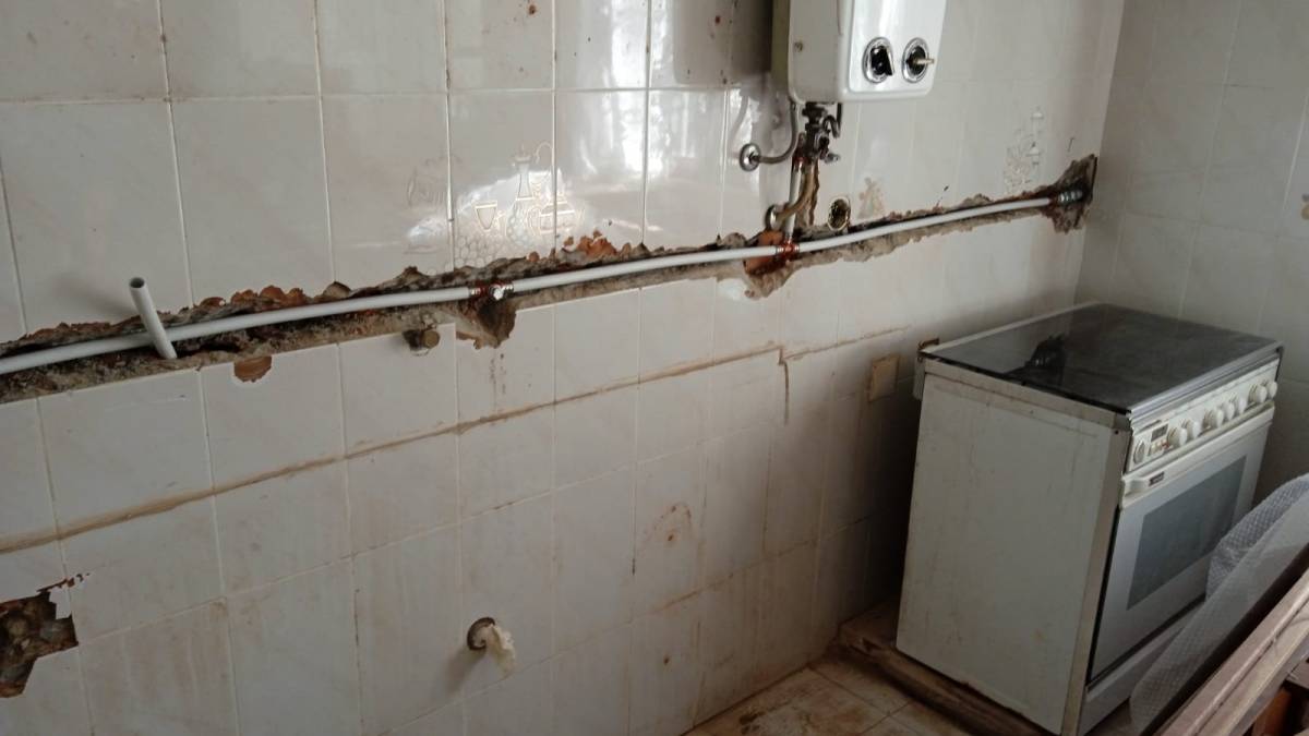 Adaptacordo Remodelações - Loures - Vinyl or Linoleum Repair or Partial Replacement