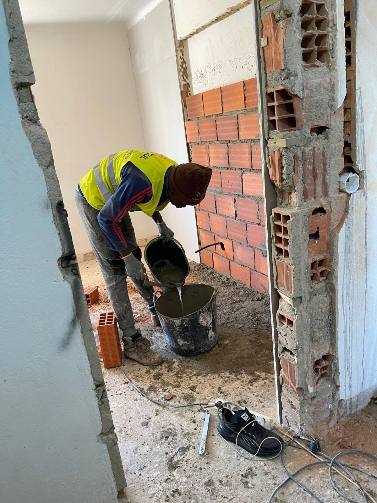 Phenomenal - Construção e Remodelação - Barreiro - Drywall Installation and Hanging