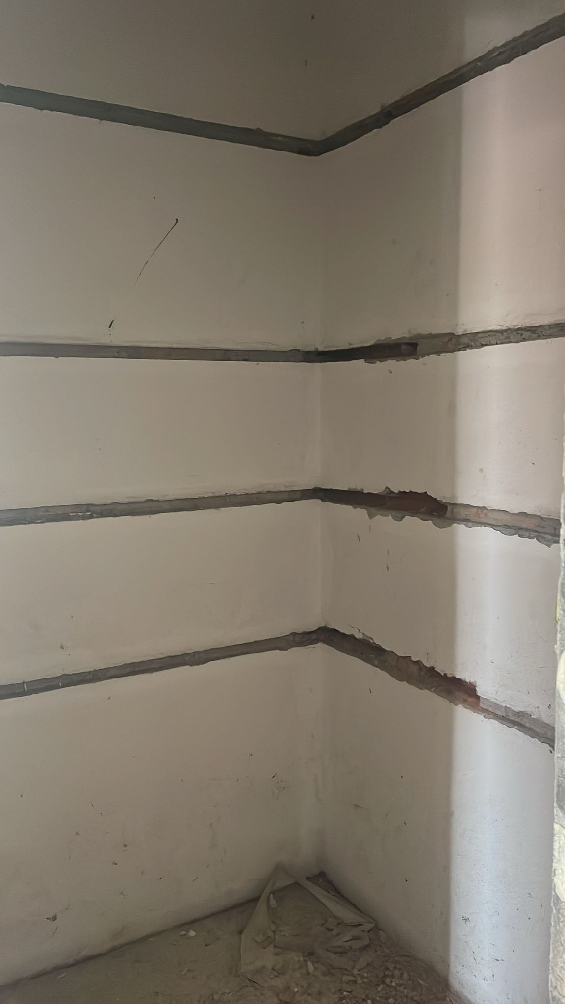 Phenomenal - Construção e Remodelação - Barreiro - Locks and Safe Boxes