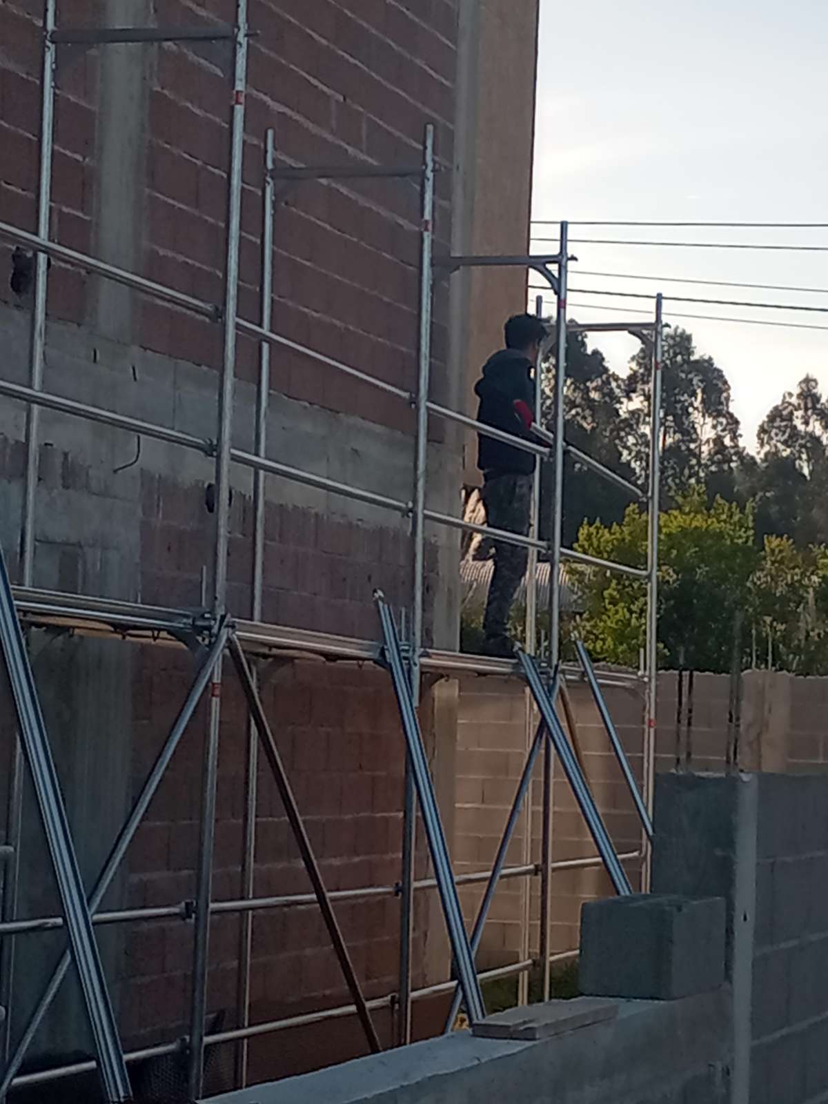 Dinis - Águeda - Roof Cleaning