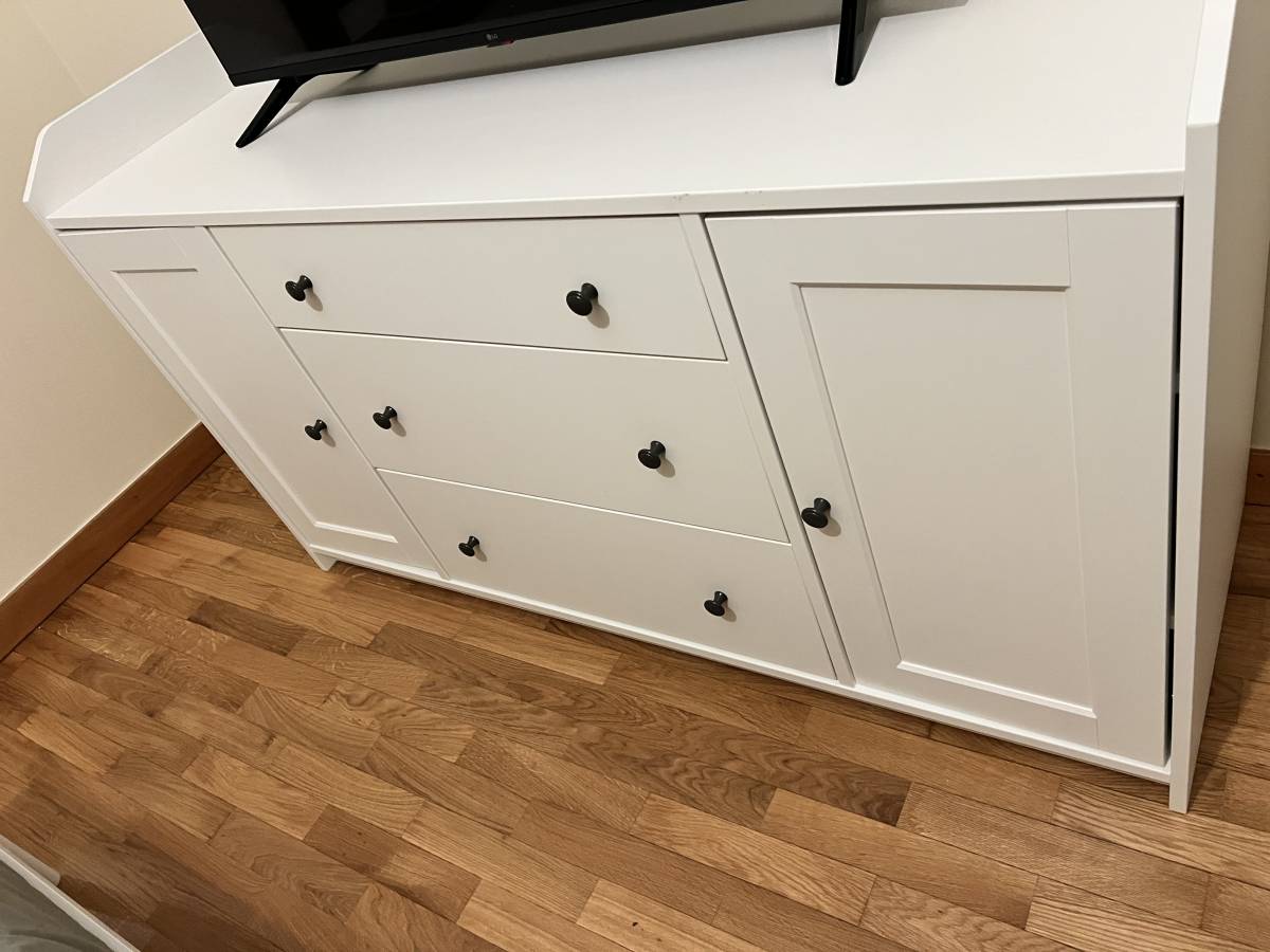 ESPECIALISTA: Manutenção e remodelação de casas; Construção de Estruturas interiores e exteriores, Aplicação de Piso Flutuante, Pintura, Limpeza Geral - Porto - Wände verkleiden, reparieren oder entfernen