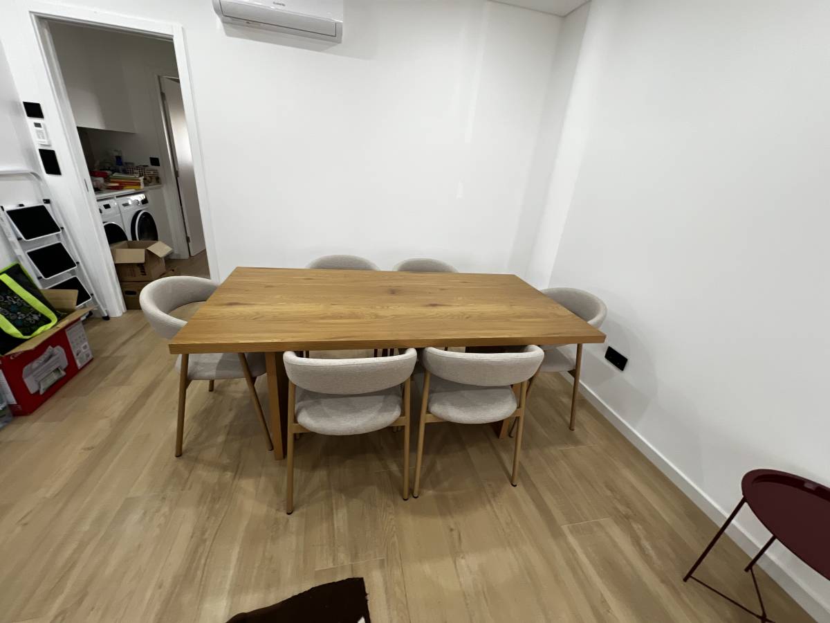 ESPECIALISTA: Manutenção e remodelação de casas; Construção de Estruturas interiores e exteriores, Aplicação de Piso Flutuante, Pintura, Limpeza Geral - Porto - Reinigung von Jalousien