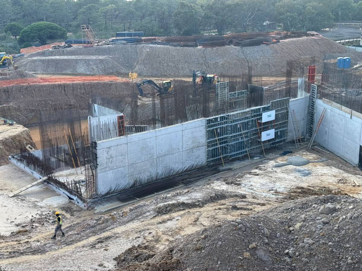 Phenomenal - Construção e Remodelação - Barreiro - Topography