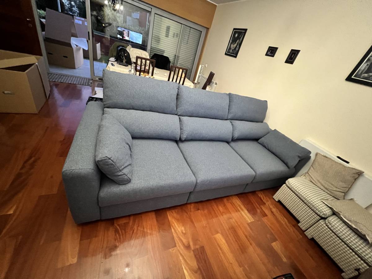 ESPECIALISTA: Manutenção e remodelação de casas; Construção de Estruturas interiores e exteriores, Aplicação de Piso Flutuante, Pintura, Limpeza Geral - Porto - Zimmerrenovierung
