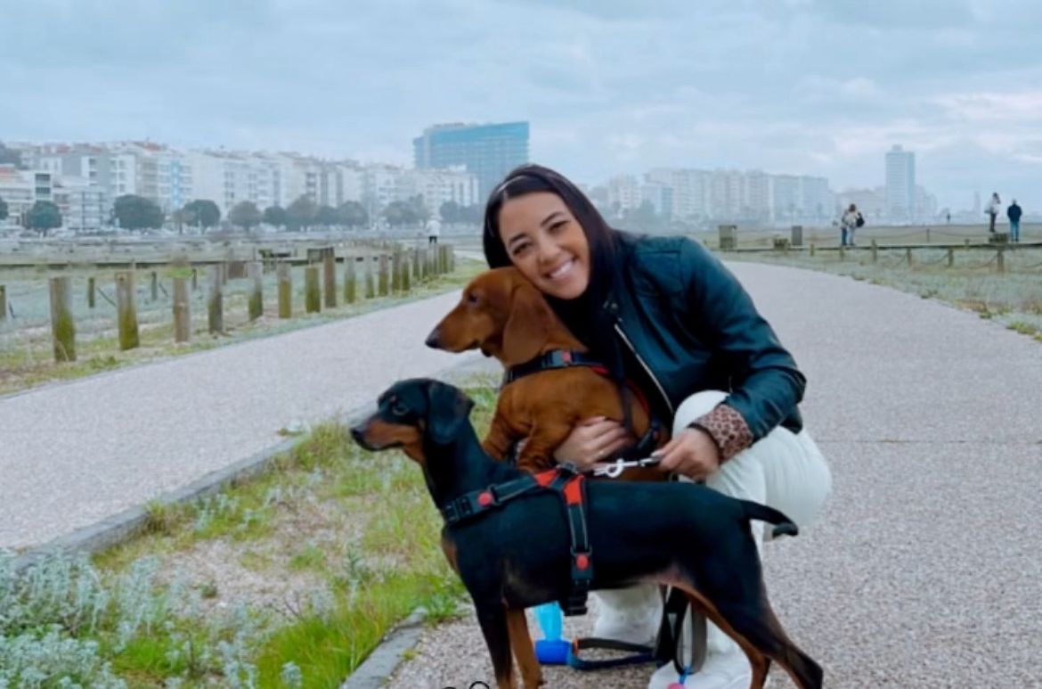 Andressa - Oliveira do Bairro - Dog Sitting