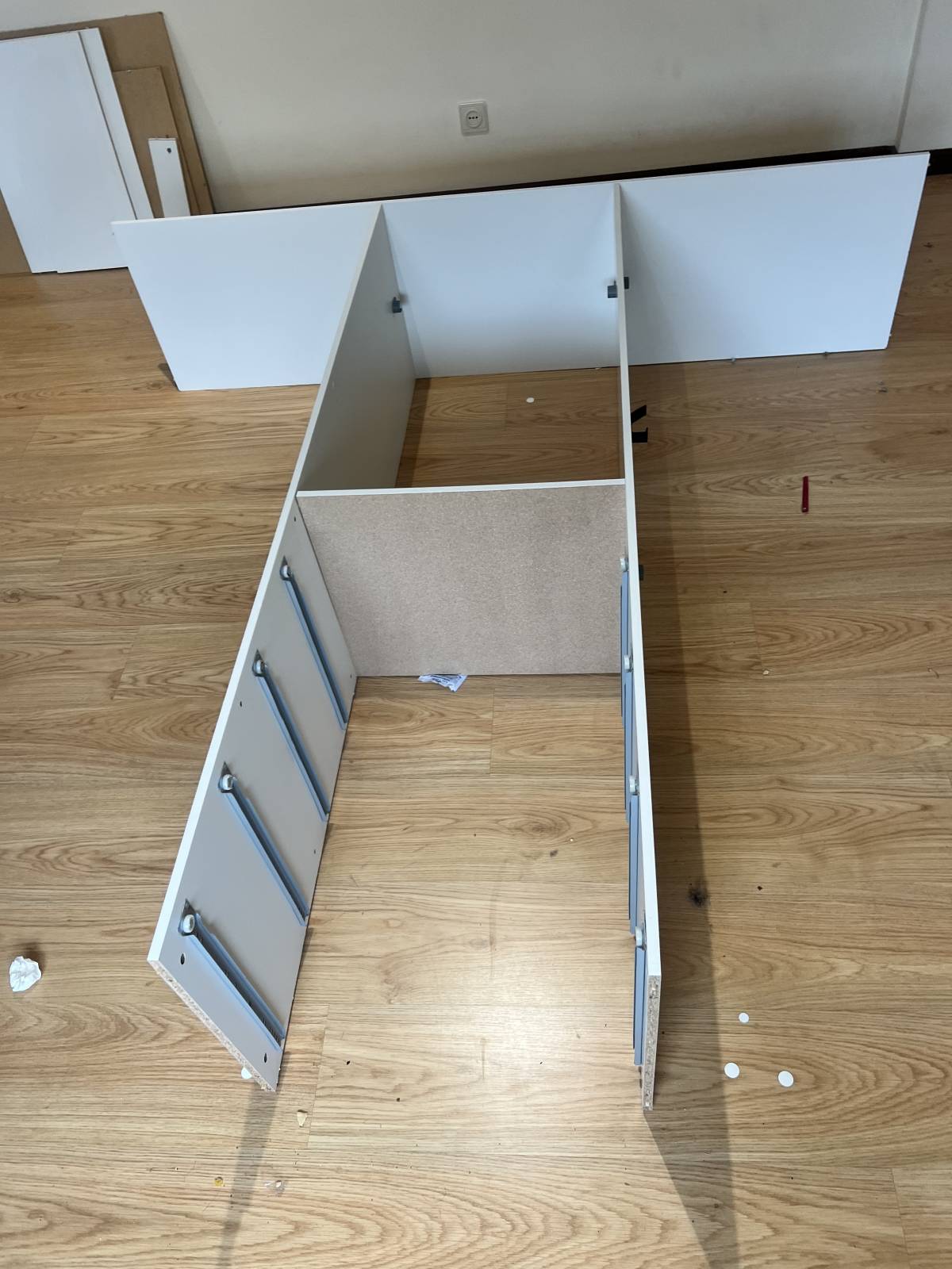 ESPECIALISTA: Manutenção e remodelação de casas; Construção de Estruturas interiores e exteriores, Aplicação de Piso Flutuante, Pintura, Limpeza Geral - Porto - Teppich-, Vorlegerreinigung
