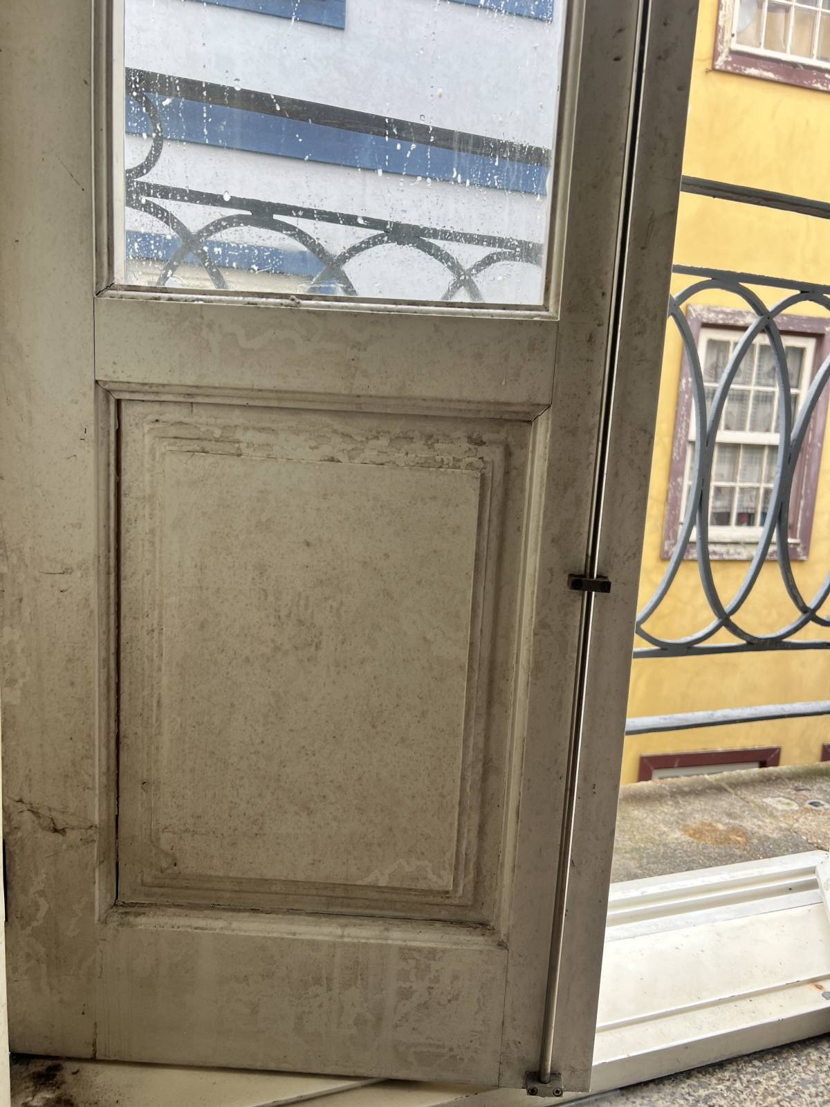 ESPECIALISTA: Manutenção e remodelação de casas; Construção de Estruturas interiores e exteriores, Aplicação de Piso Flutuante, Pintura, Limpeza Geral - Porto - Mauerbau