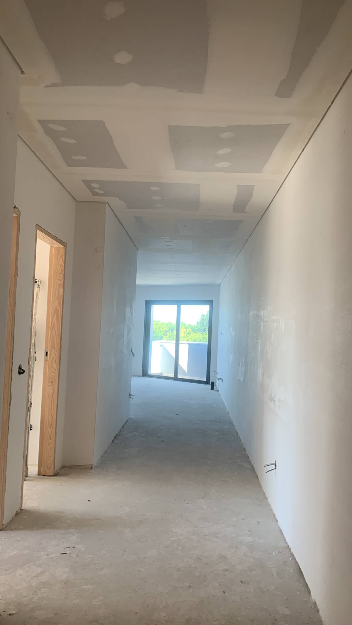 DRYWALL LOGIC - Porto - Kitchen Remodel