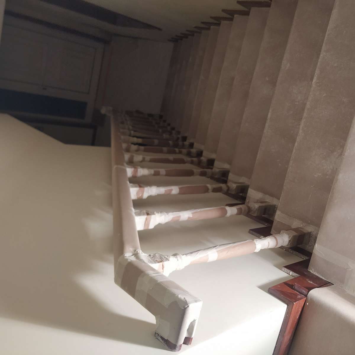 Alexandre Dias - Amarante - Concrete/Cement/Asphalt