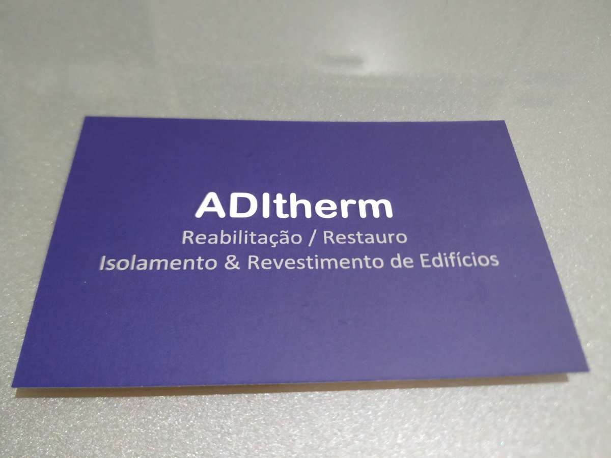 Alexandre Dias - Amarante - Carpet Installation