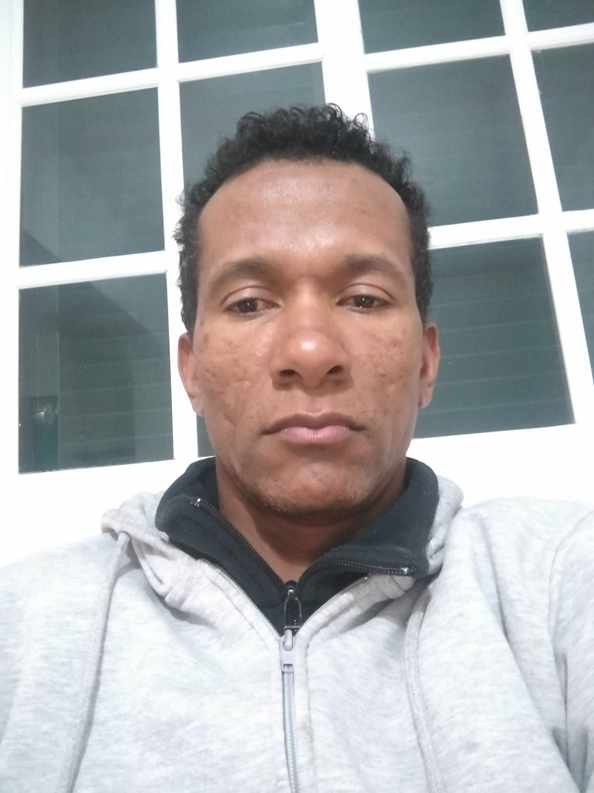 Ezequiel ladrilhador - Palmela - Floor Tiling