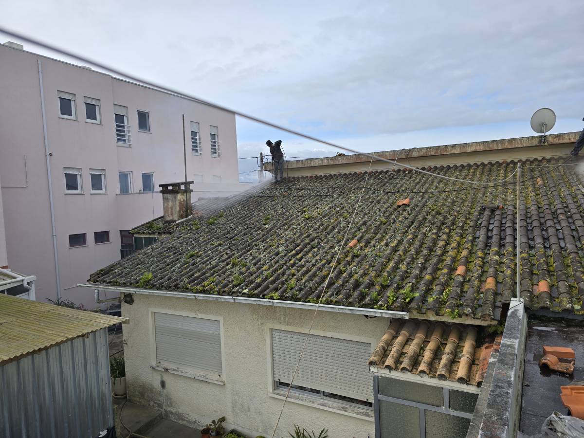 Carlos Ferreira - Póvoa de Varzim - Telhados e Coberturas