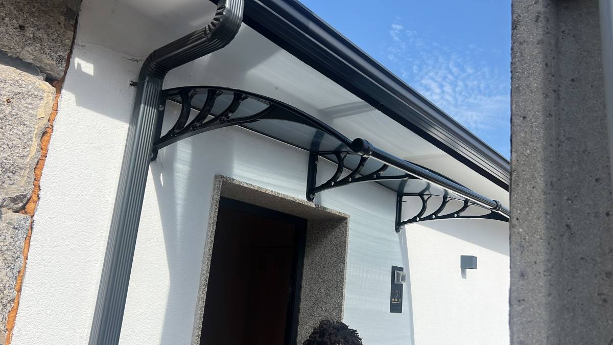 ESPECIALISTA: Manutenção e remodelação de casas; Construção de Estruturas interiores e exteriores, Aplicação de Piso Flutuante, Pintura, Limpeza Geral - Porto - Pavillon aufbauen