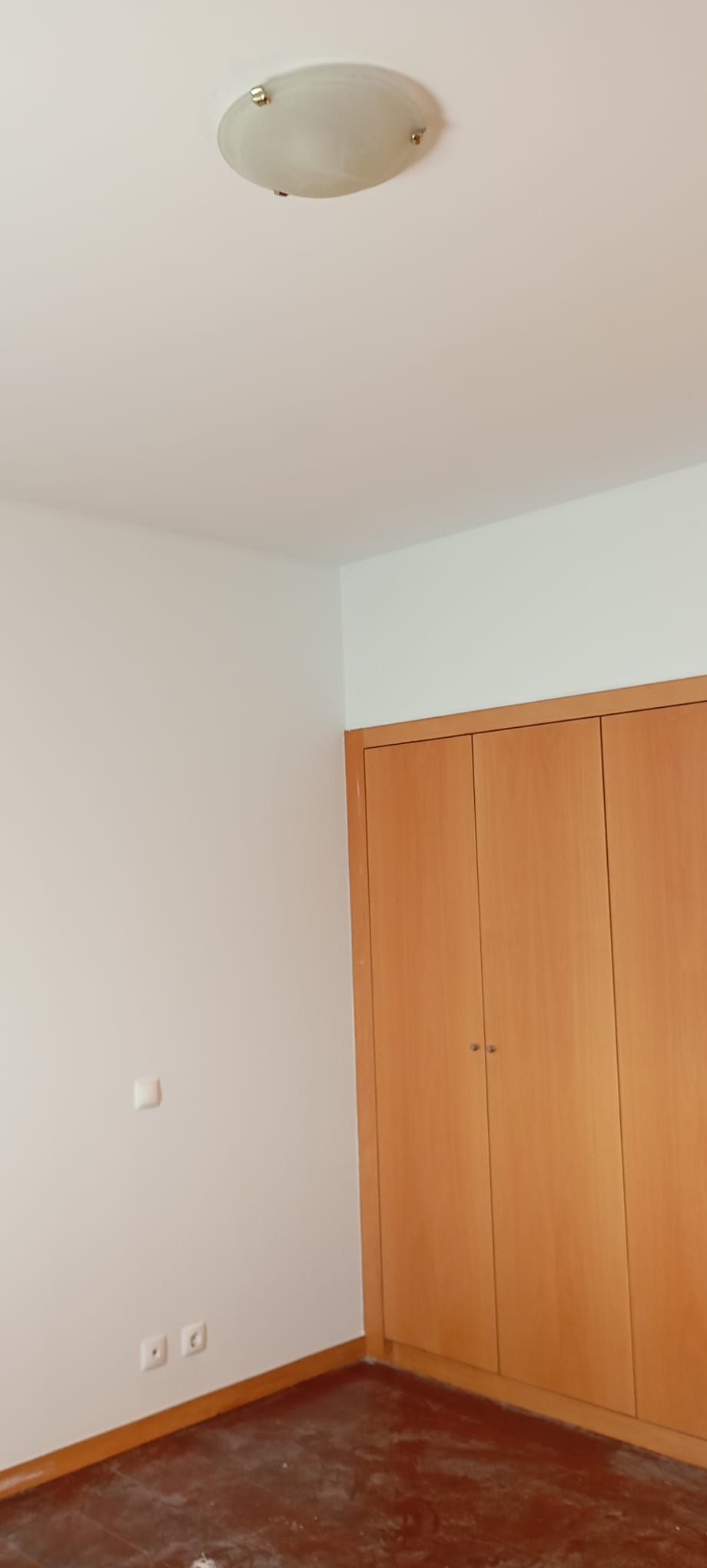 Gilson Moraes - Braga - Drywall Repair and Texturing