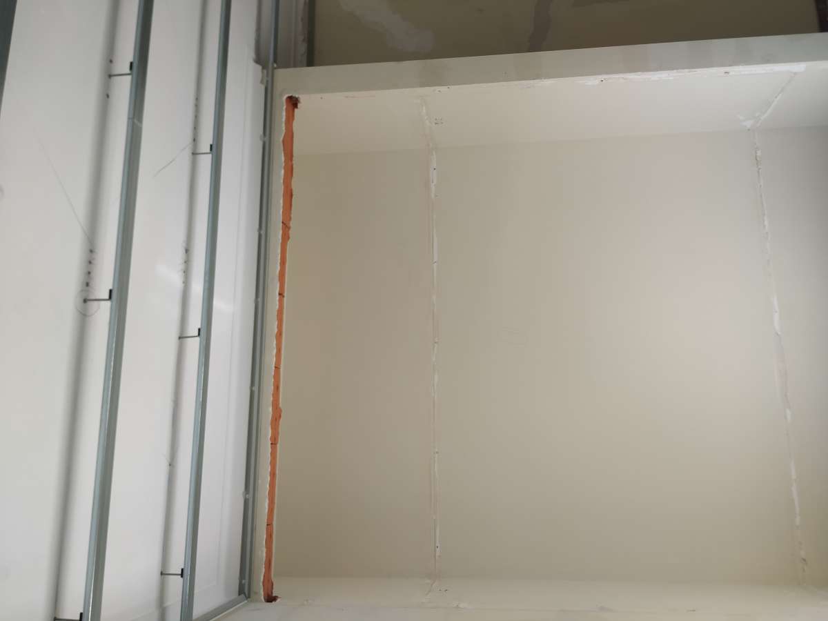 Alexandre Dias - Amarante - Stone or Tile Flooring Repair or Partial Replacement