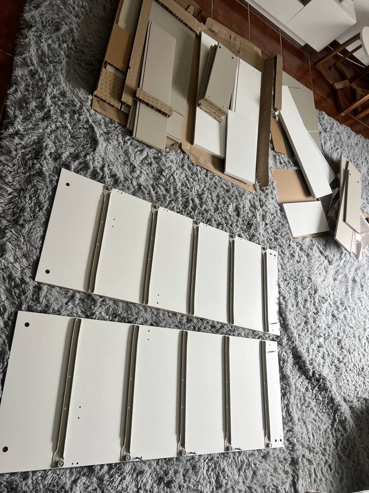 ESPECIALISTA: Manutenção e remodelação de casas; Construção de Estruturas interiores e exteriores, Aplicação de Piso Flutuante, Pintura, Limpeza Geral - Porto - Gebäudereinigung