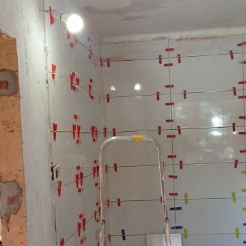Mota - Oliveira de Azeméis - Instalación o reemplazo de bombas de desagüe