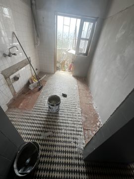 ESPECIALISTA: Manutenção e remodelação de casas; Construção de Estruturas interiores e exteriores, Aplicação de Piso Flutuante, Pintura, Limpeza Geral - Porto - Haushalt organisieren
