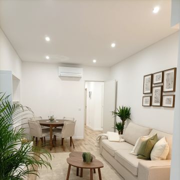 Aquela Decoração - Atelier de Decoração UNIP Lda - Seixal - Reparação de Cortinas