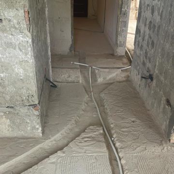 Phenomenal - Construção e Remodelação - Barreiro - Doors