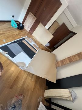 ESPECIALISTA: Manutenção e remodelação de casas; Construção de Estruturas interiores e exteriores, Aplicação de Piso Flutuante, Pintura, Limpeza Geral - Porto - Teppichreinigung