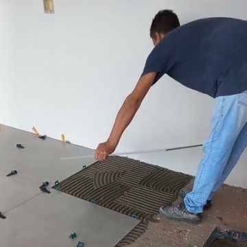 Armindo Pinto - Porto - Ventilator montieren