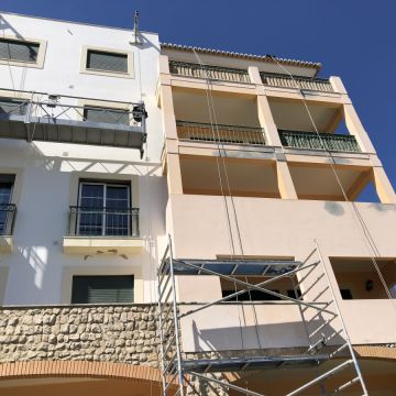 Weslley Almeida - Portimão - Instalación de suelos de baldosas o piedras