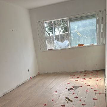 Henrique Martins - Santa Maria da Feira - Instalação de Porta para Animais de Estimação
