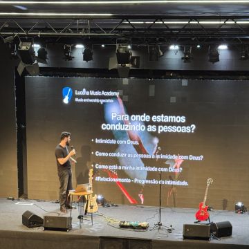 Abner Guitarist - Palmela - Aulas de Viola