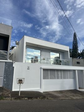 Henrique Martins - Santa Maria da Feira - Instalação de Alcatifa