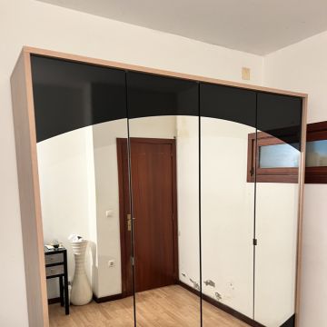 ESPECIALISTA: Manutenção e remodelação de casas; Construção de Estruturas interiores e exteriores, Aplicação de Piso Flutuante, Pintura, Limpeza Geral - Porto - Hausreinigung (regelmäßig)