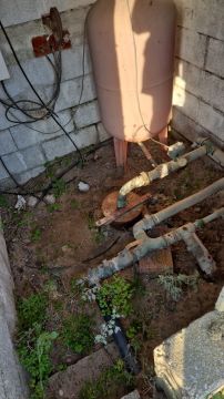 Outdoor Plumbing Repair Specialist - Technical Assistance