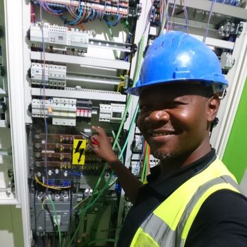 Rui electrician - Amares - Cabinet Refacing
