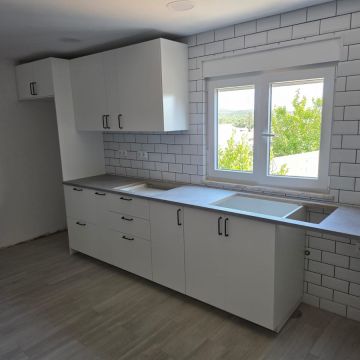 Yuri Souza - Silves - IKEA Möbelaufbau