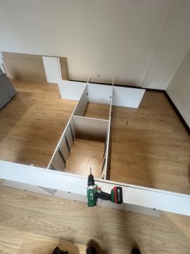 ESPECIALISTA: Manutenção e remodelação de casas; Construção de Estruturas interiores e exteriores, Aplicação de Piso Flutuante, Pintura, Limpeza Geral - Porto - Außenanstrich