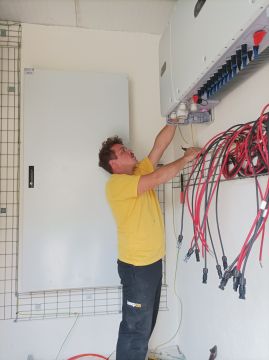 Tiago Teixeira - Loures - Lampeninstallation