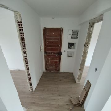 Phenomenal - Construção e Remodelação - Barreiro - Floating Flooring Installation
